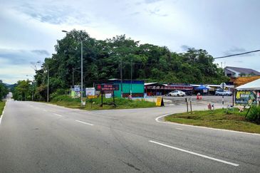 Jalan Sungai Merab
