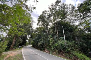 [FRONTING ROAD] Residential Potential Development Land Sungai Merab, Kajang For Sale