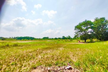 3 Lot of Prime Commercial Potential Development Land Nilai Impian, Negeri Sembilan For Sale