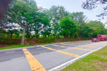 3 Lot of Prime Commercial Potential Development Land Nilai Impian, Negeri Sembilan For Sale