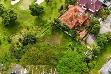 Tropicana Golf & Country Resort