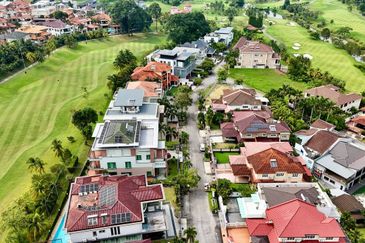 Tropicana Golf & Country Resort