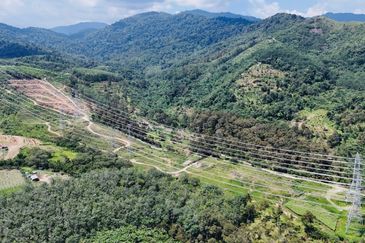 [NEAR NOTTINGHAM UNIVERSITY] Potential Development Land Semenyih, Selangor For Sale