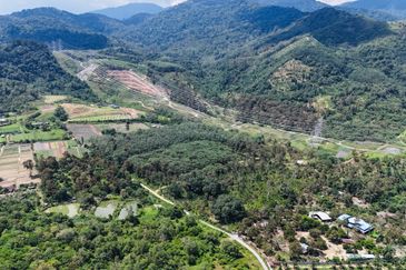 [NEAR NOTTINGHAM UNIVERSITY] Potential Development Land Semenyih, Selangor For Sale