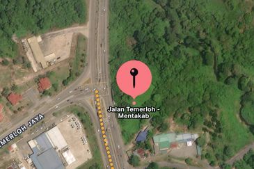 [FRONTING MAIN ROAD] Commercial Development Land Temerloh, Pahang For Sale