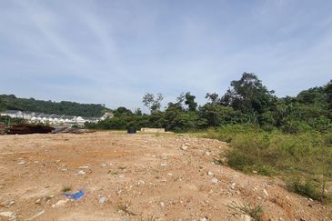 FREEHOLD | MALAY RESERVED 4 Parcel of Development Land at Serene Mont Kiara, Kuala Lumpur For Sale
