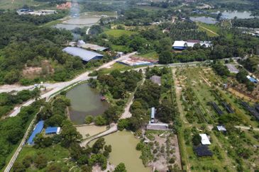 [WITH WAREHOUSE] Industrial Land, Hulu Semenyih For Sale