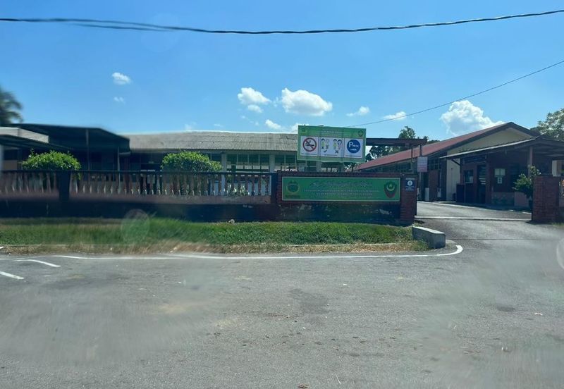 Residential Potential Development Land Sesapan Batu Kelubi 1, Beranang For Sale