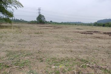 Residential Potential Development Land Sesapan Batu Kelubi 1, Beranang For Sale