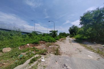 [FACING MAIN ROAD] Commercial Potential Development Land MRR2, Gombak For Sale
