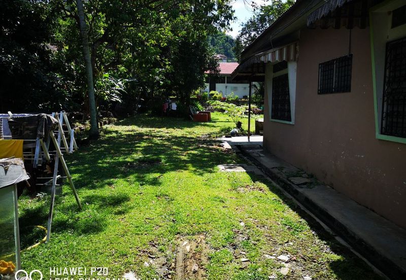 Bungalow Land Kampung Klang Gates Baharu, Kuala Lumpur For Sale