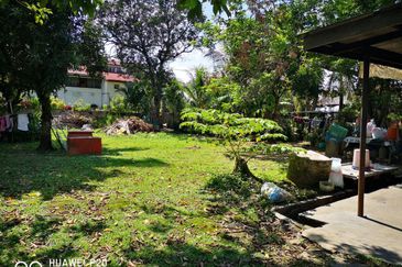 Bungalow Land Kampung Klang Gates Baharu, Kuala Lumpur For Sale