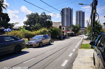 Bungalow Land Kampung Klang Gates Baharu, Kuala Lumpur For Sale