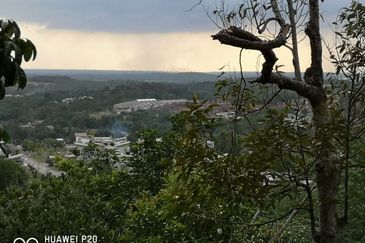 [HILL PEAK] Residential Potential Development Land Jalan Bangi - Salak, Sepang For Sale