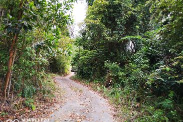 [HILL PEAK] Residential Potential Development Land Jalan Bangi - Salak, Sepang For Sale