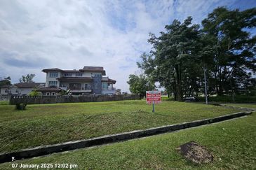 [CORNER] Bungalow Land Jalan Pekaka, Seksyen 8, Kota Damansara For Sale