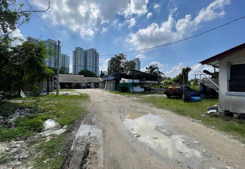 Kampung Seri Aman Luar