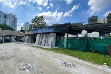 Kampung Seri Aman Luar