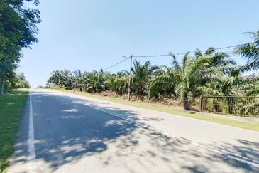 Jalan Bukit Cherakah