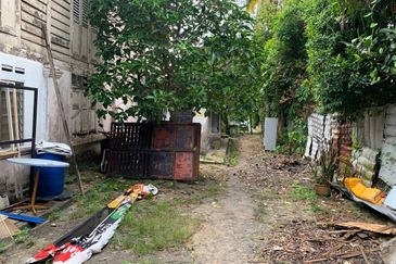 [BEHIND HOSPITAL] International Lot Land Jalan Mahmoodiah, Johor Bahru For Sale