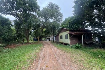 [FRONTING ROAD] Agriculture Land Kampung Merbau Sempak, Sungai Buloh For Sale