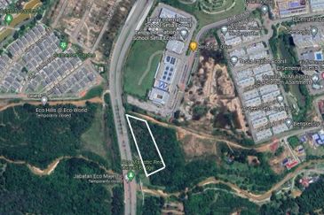 [FACING ROAD] Residential Development Land Rinching, Semenyih For Sale