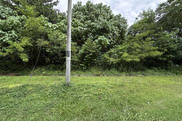 [FRONTAGE MAIN ROAD] Residential Potential Development Land Pantai, Seremban For Sale