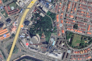 [FRONTING MAIN ROAD] Residential Development Land Mukim 12, Sungai Nibong For Sale