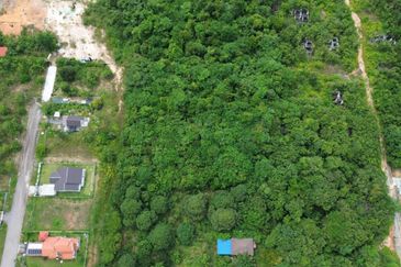 Residential Potential Development Land Jalan Salak Vista, Sepang For Sale
