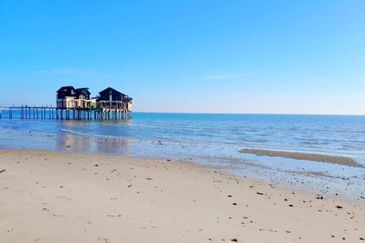 Hotel & Resort Potential Development Land Port Dickson, Negeri Sembilan For Sale