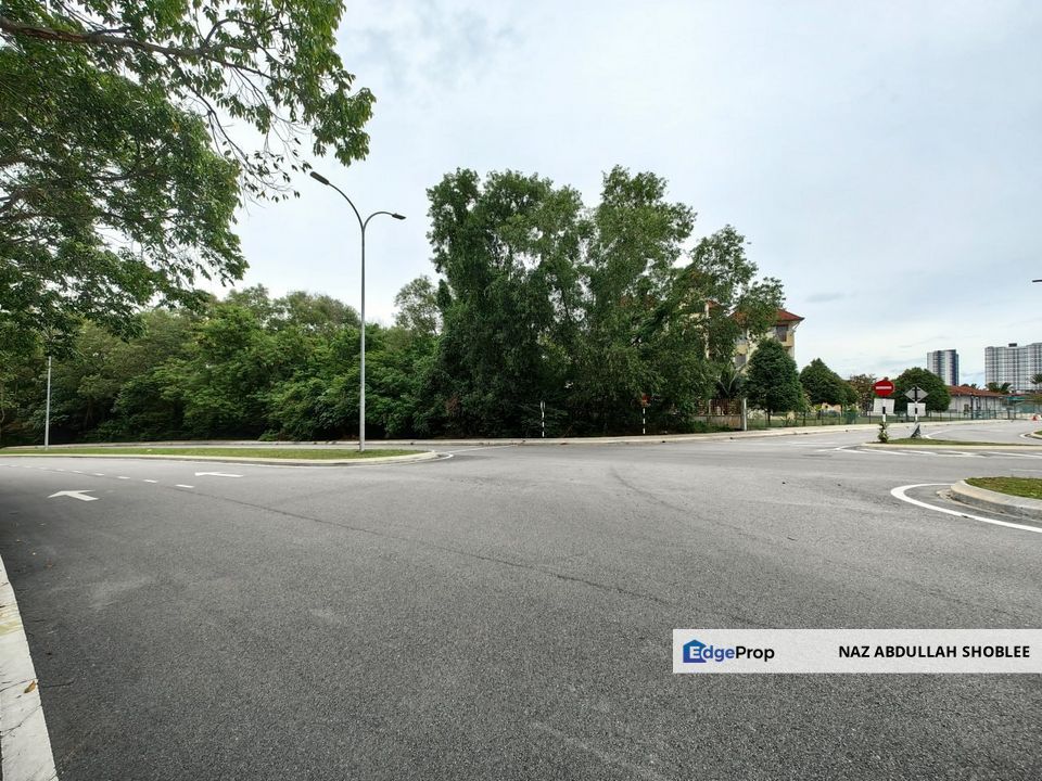 [NEAR MAIN ROAD] Commercial Development Land Bandar Seri Putra, Bangi For Sale, Selangor, Bangi