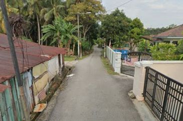 Residential Potential Development Land Bukit Senjuang, Bandar Hilir For Sale