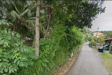Residential Potential Development Land Bukit Senjuang, Bandar Hilir For Sale