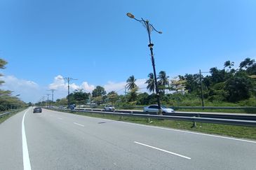 Kampung Sabak Aur, Muar, Commercial Potential Development Land For Sale