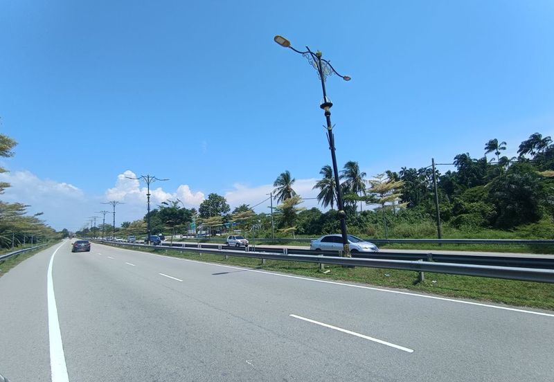 Kampung Sabak Aur, Muar, Commercial Potential Development Land For Sale
