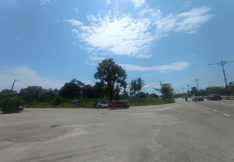 Kampung Sabak Aur, Muar, Commercial Potential Development Land For Sale