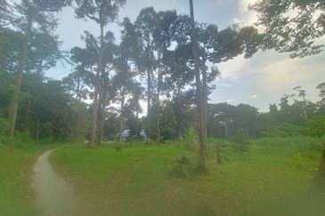 Kampung Cheh, Changkat Jering, Potential Retreat House Land For Sale