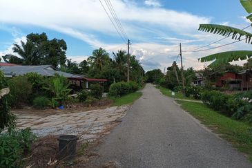 Felcra Changkat Lada, Seberang Perak, 3 Ekar Tanah Sawit, 3 Ekar Tanah Sawah & 1 banglo Lot Untuk Dijual