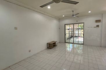 Jalan SP 4 @ Bandar Saujana Putra