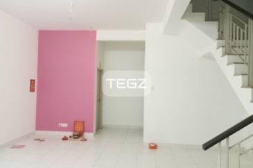 Sharon 2 Bukit Raja Klang 2 Storey House 20x70 Good Condition