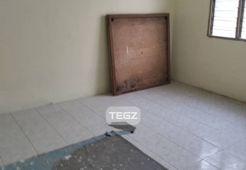 Pangsapuri Pelangi Indah