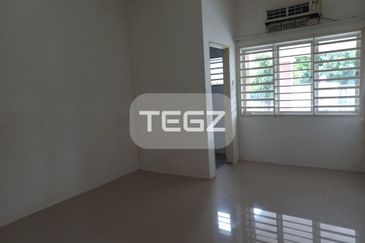 Anggerik Permai 2  Sek 29 Shah Alam 1 Storey Semi-D House 2766sqft
