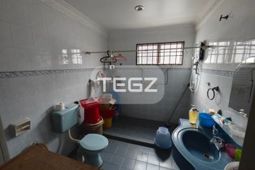 Taman Teluk Gedung Indah