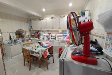 Taman Teluk Gedung Indah