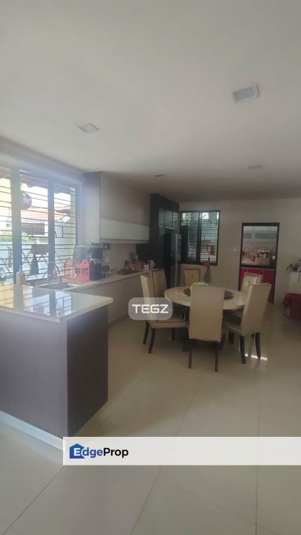 Aman Perdana Klang 2 Storey Bungalow House 50x80 Fully Renovated, Selangor, Klang