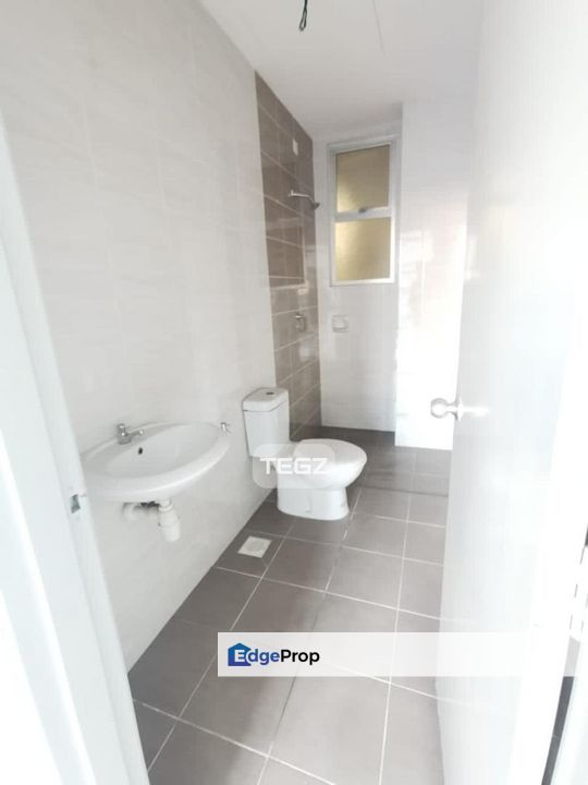 BSP Skypark Bandar Saujana Putra 1004sqft Good Condition Full Loan, Selangor, Bandar Saujana Putra