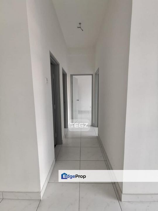 BSP Skypark Bandar Saujana Putra 1004sqft Good Condition Full Loan, Selangor, Bandar Saujana Putra