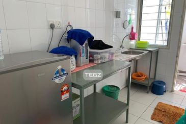 Pangsapuri Akasia, Bandar Botanic