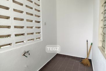 Pangsapuri Akasia, Bandar Botanic