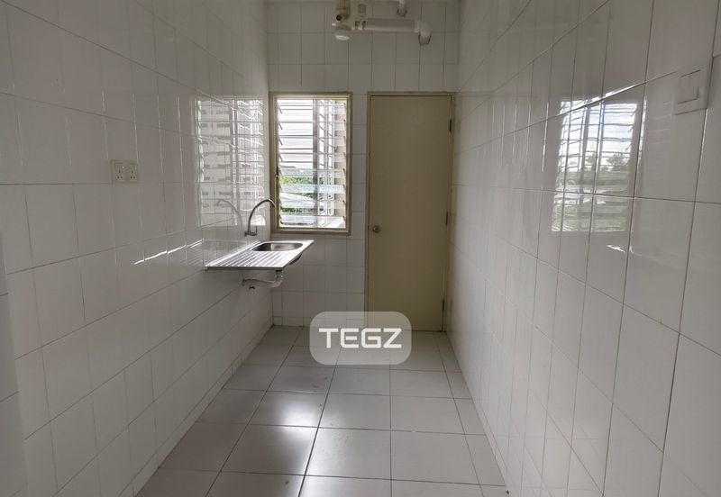 Pangsapuri Akasia, Bandar Botanic